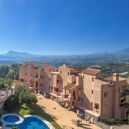 Semiramis 4 * Altea